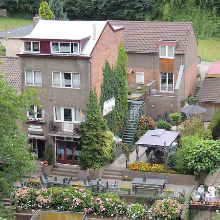 Pension Auberge De Dael Valkenburg aan de Geul Exterior photo