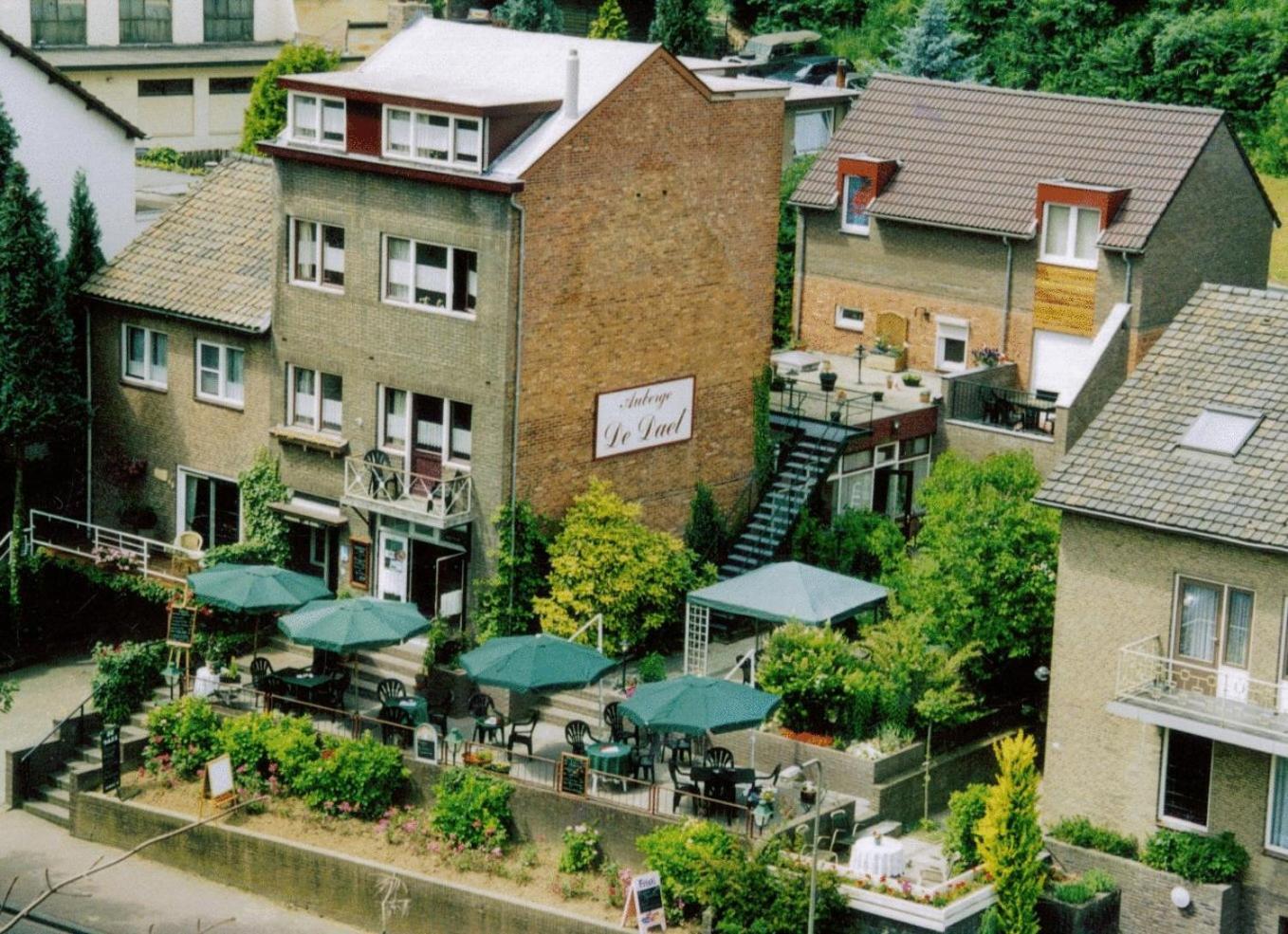 Pension Auberge De Dael Valkenburg aan de Geul Exterior photo